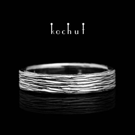 Baumrinde — Ehering aus Weißgold, beschichtet mit weißem Rhodium