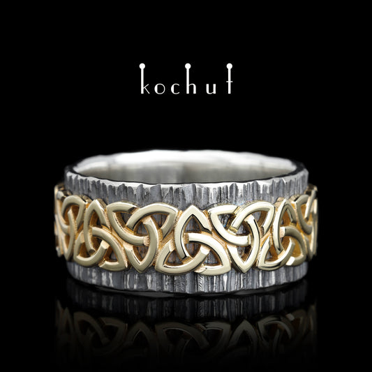 Keltisches Muster — Ring aus oxidiertem Silber und Gelbgold
