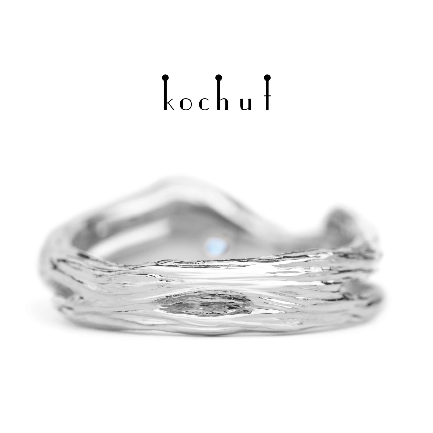 Zweig — Ring aus Weißgold mit Topas, beschichtet mit weißem Rhodium