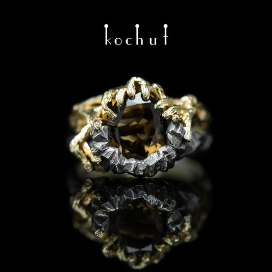 Dominant — Ring aus oxidiertem Silber und Gelbgold mit Rauchquarz