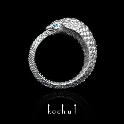 Ouroboros — Weißgoldring mit Topasen, plattiert mit weißem Rhodium