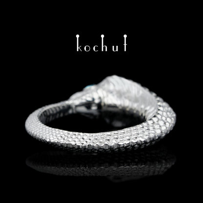 Ouroboros — Weißgoldring mit Topasen, plattiert mit weißem Rhodium