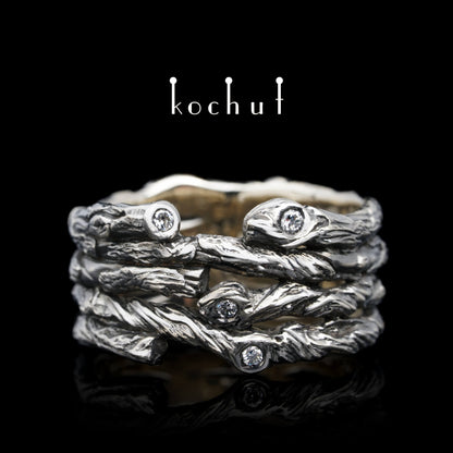 Breiter Zweig — Ring aus Weißgold mit Diamanten, beschichtet mit schwarzem Rhodium