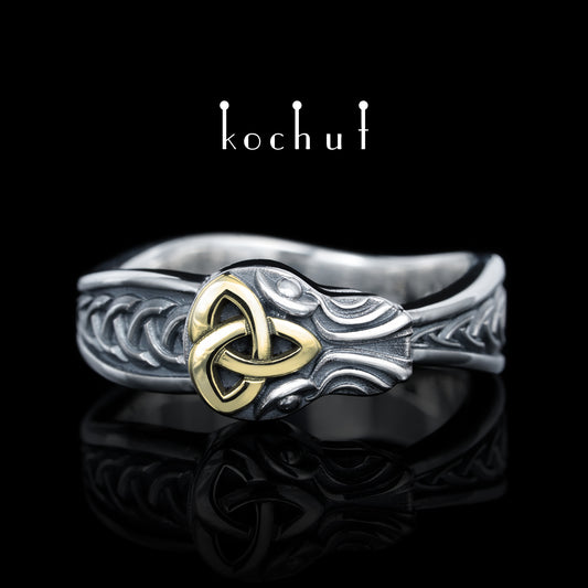 Keltischer Ouroboros — Ring aus oxidiertem Silber und Gelbgold