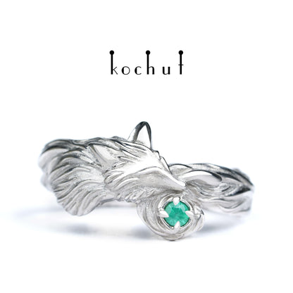 Kleiner Fuchs — Ring aus Silber mit Smaragd, beschichtet mit weißem Rhodium