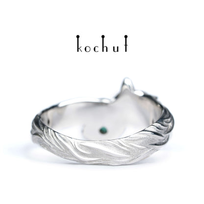 Kleiner Fuchs — Ring aus Silber mit Smaragd, beschichtet mit weißem Rhodium