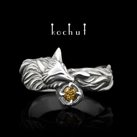 Kleiner Fuchs — Ring aus oxidiertem Silber mit Citrin