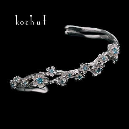 Blumenkrone — Silberarmband mit einem Topas und weißer Rhodium-Beschichtung