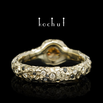 Saturn — Verlobungsring aus Weißgold mit Diamanten