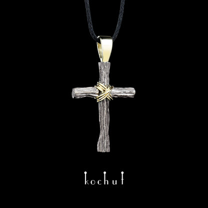 Demut — Kreuz aus Palladium und Gelbgold, beschichtet mit schwarzem Rhodium