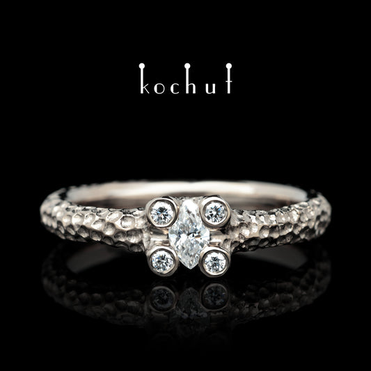 Sternblume — Verlobungsdiamant-Ring aus Palladium 18 Karat Gold