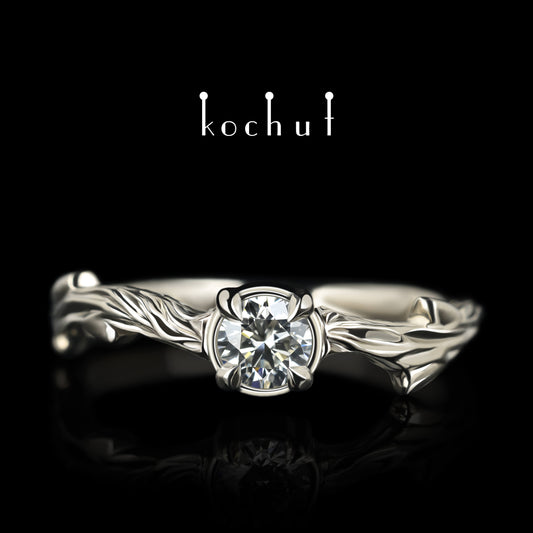 März Zweig — Palladium-Gold-Verlobungsring mit Diamant
