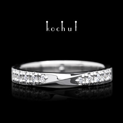Meine Inspiration — Ring aus Weißgold mit Diamanten, beschichtet mit weißem Rhodium