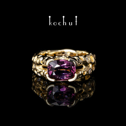 Oriental Tale — Ring aus gelbem 18-karätigem Gold mit Spinell und Diamanten