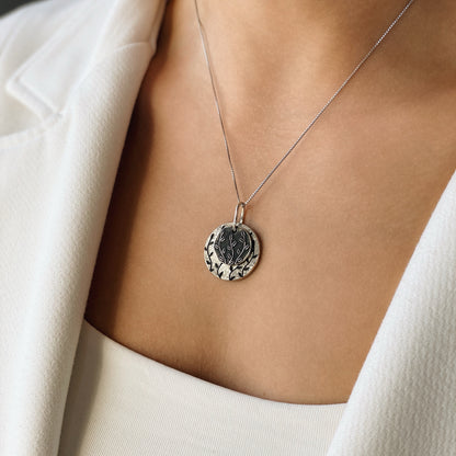 Talisman — Anhänger aus oxidiertem Silber