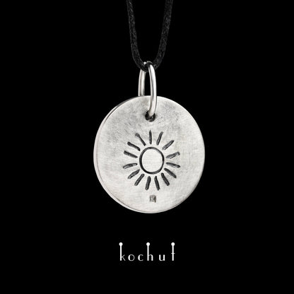 Talisman — Anhänger aus oxidiertem Silber