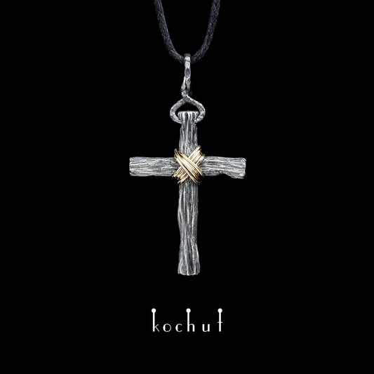 Demut — Kreuz aus oxidiertem Silber und Gelbgold