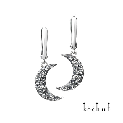 Rose Night — Ohrringe aus oxidiertem Silber