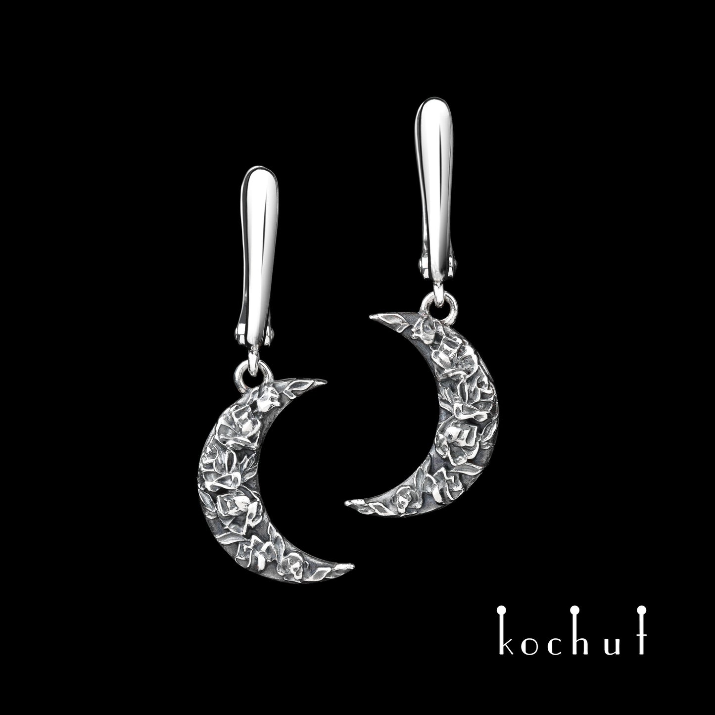 Rose Night — Ohrringe aus oxidiertem Silber