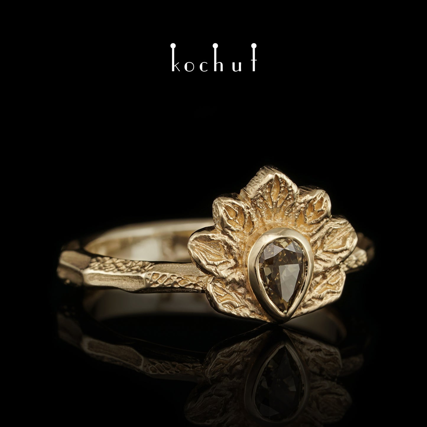 Firebird — Ring aus 18 Karat Gelbgold mit Diamant