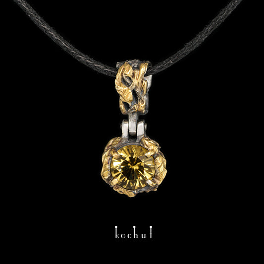 Sonniger Wald — Anhänger aus oxidiertem Silber mit Citrin und vergoldet
