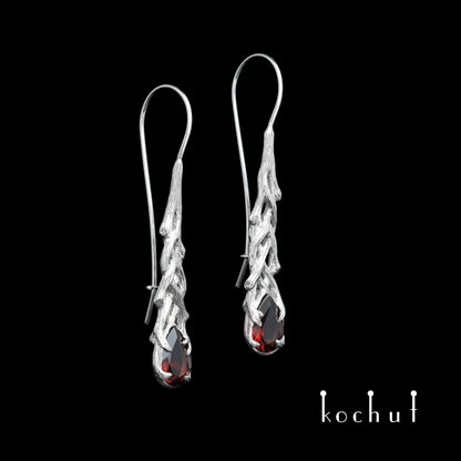 Galadriel — Sterling-Silber-Set mit roten Granaten, überzogen mit weißem Rhodium