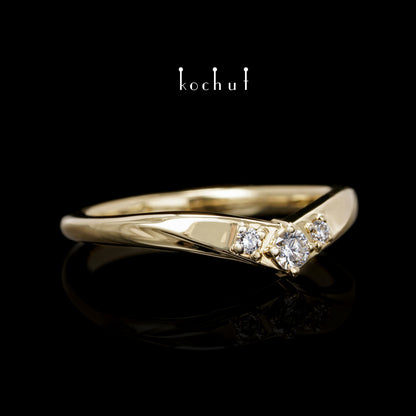 Meine Dame — Gelbgoldring mit Diamanten