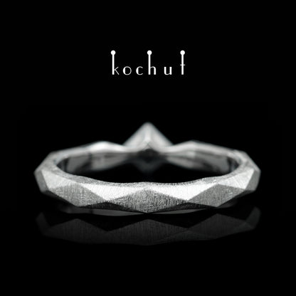 Meine Königin — Ring aus Platin mit Diamant