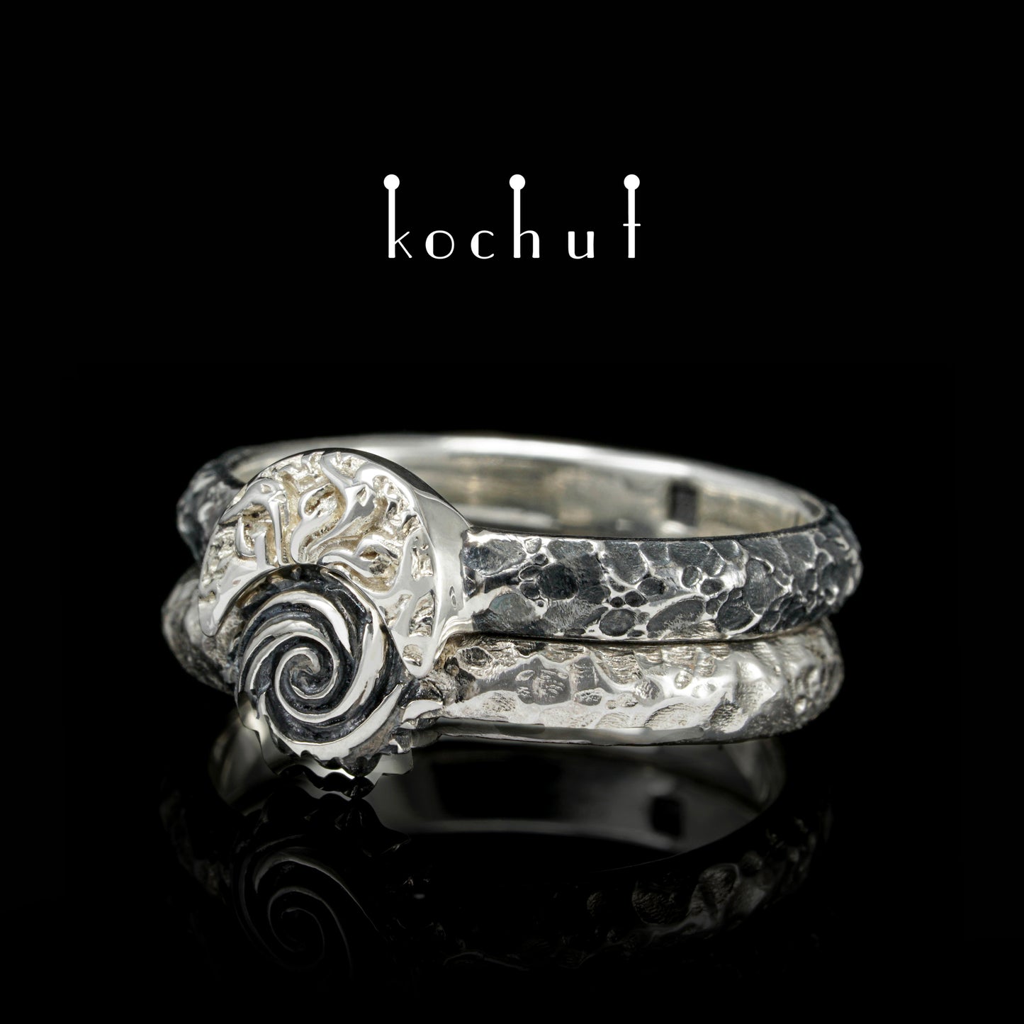 Himmlisches Feuer — Ring aus oxidiertem Silber