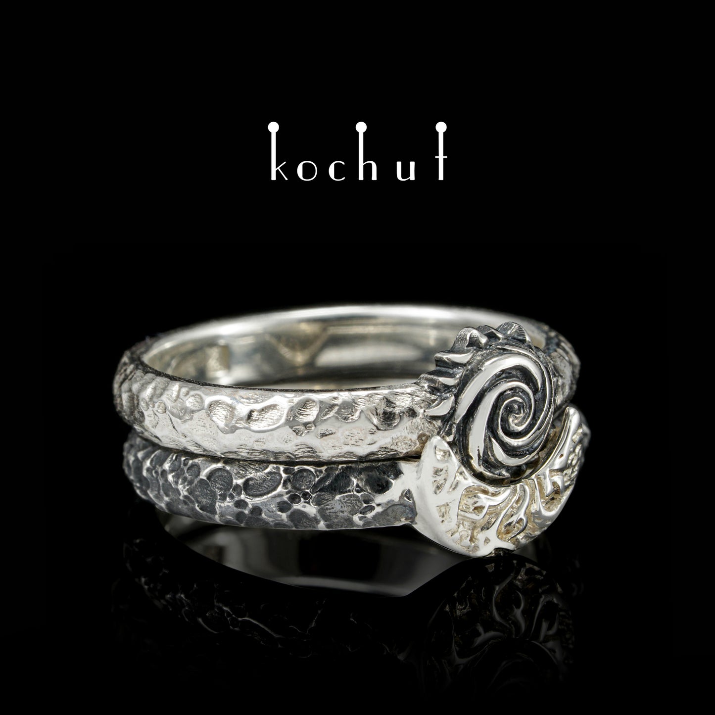 Himmlisches Feuer — Ring aus oxidiertem Silber
