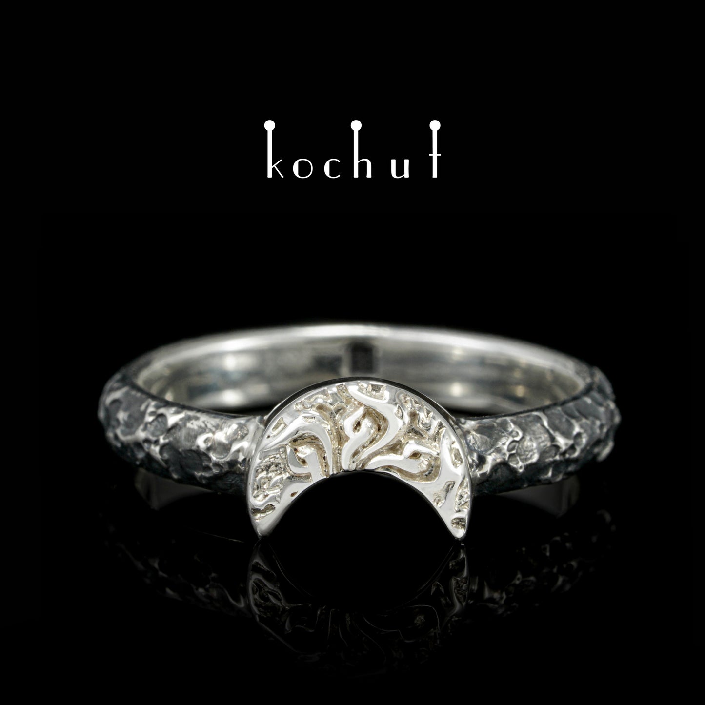 Himmlisches Feuer — Ring aus oxidiertem Silber