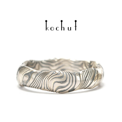 Waves — Mokume-Ring aus Palladium-Gold sowie geätztem und oxidiertem Silber