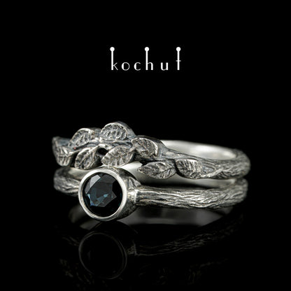 Erstes Treffen — Ring aus oxidiertem Silber mit Saphir