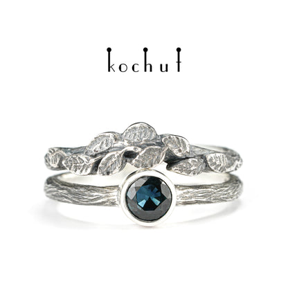 Erstes Treffen — Ring aus oxidiertem Silber mit Saphir