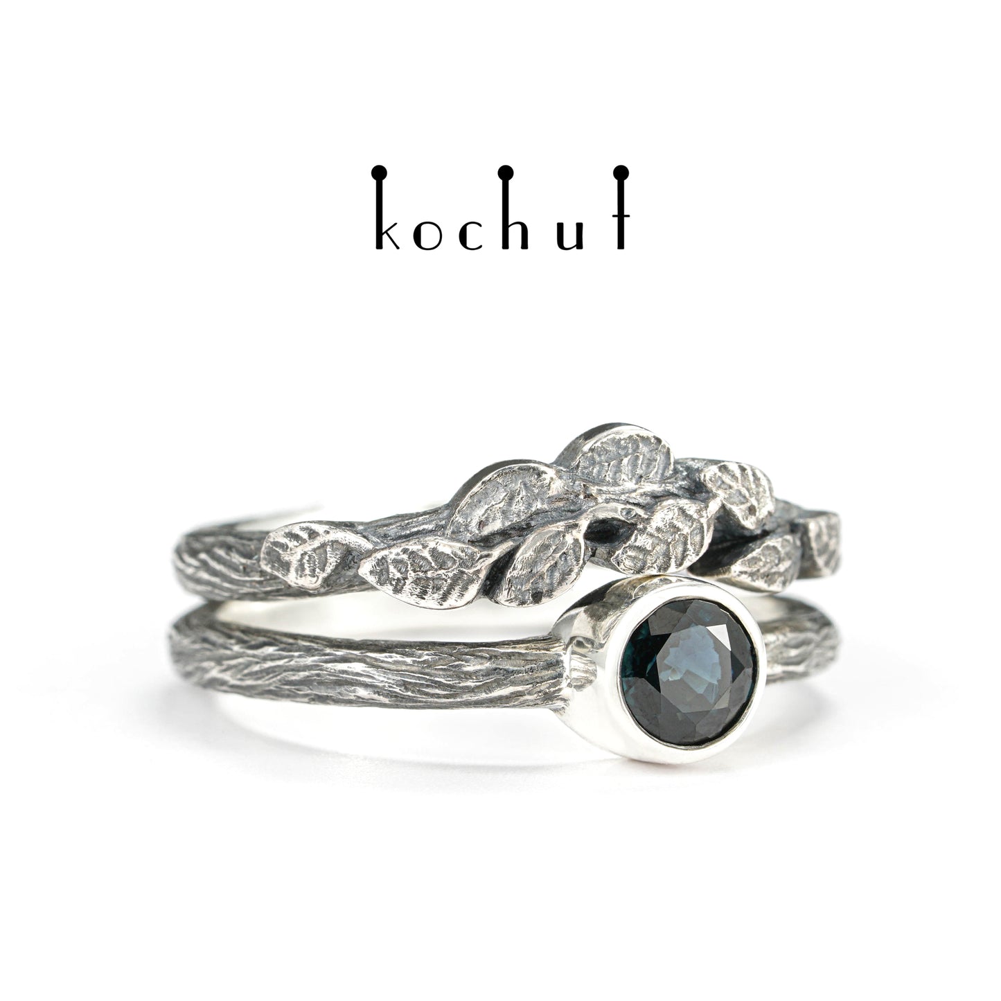 Erstes Treffen — Ring aus oxidiertem Silber mit Saphir