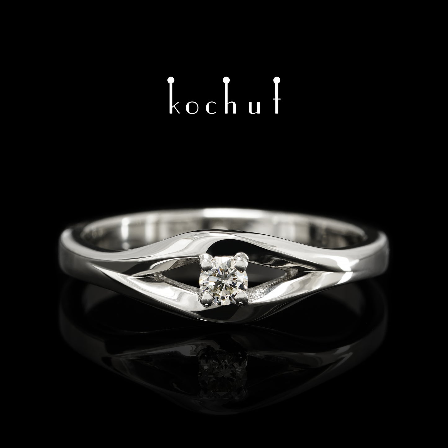 Alpha und Omega — Platinring mit einem Diamanten