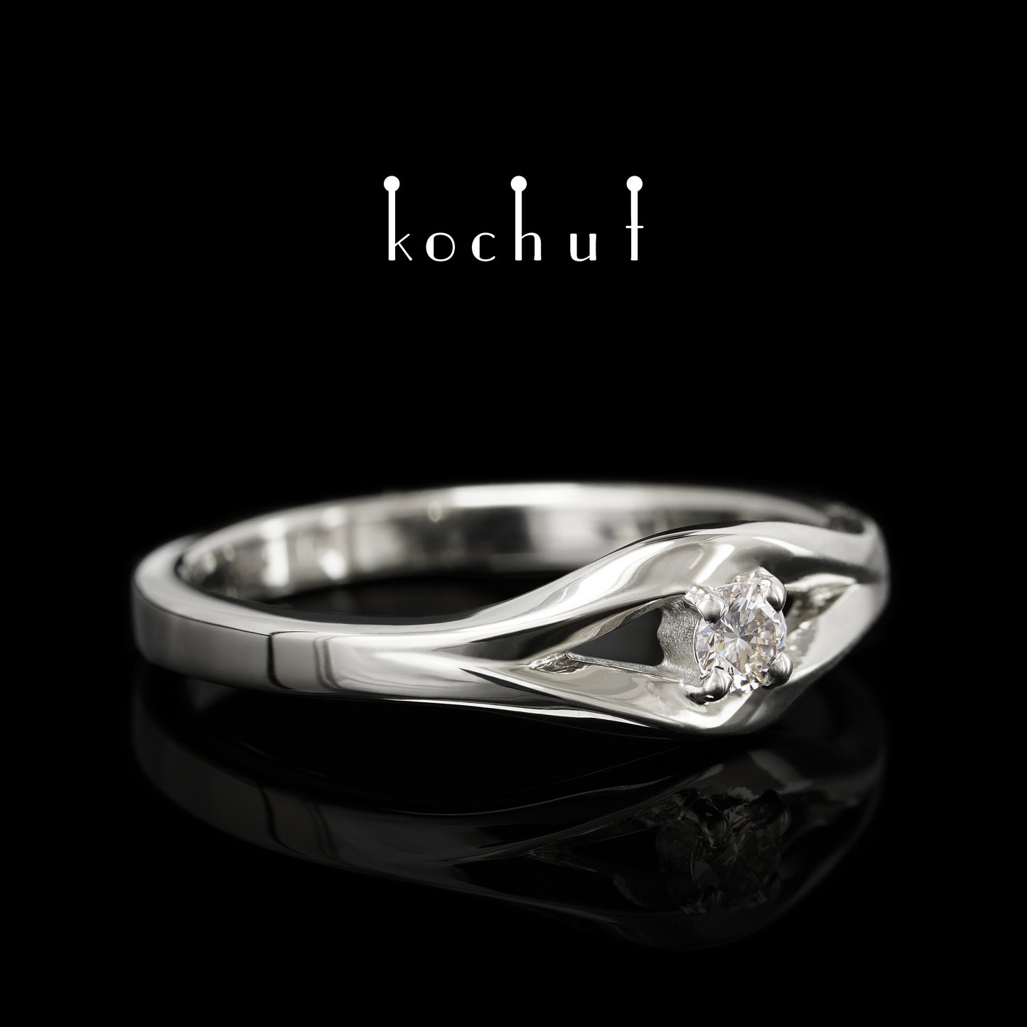 Alpha und Omega — Platinring mit einem Diamanten