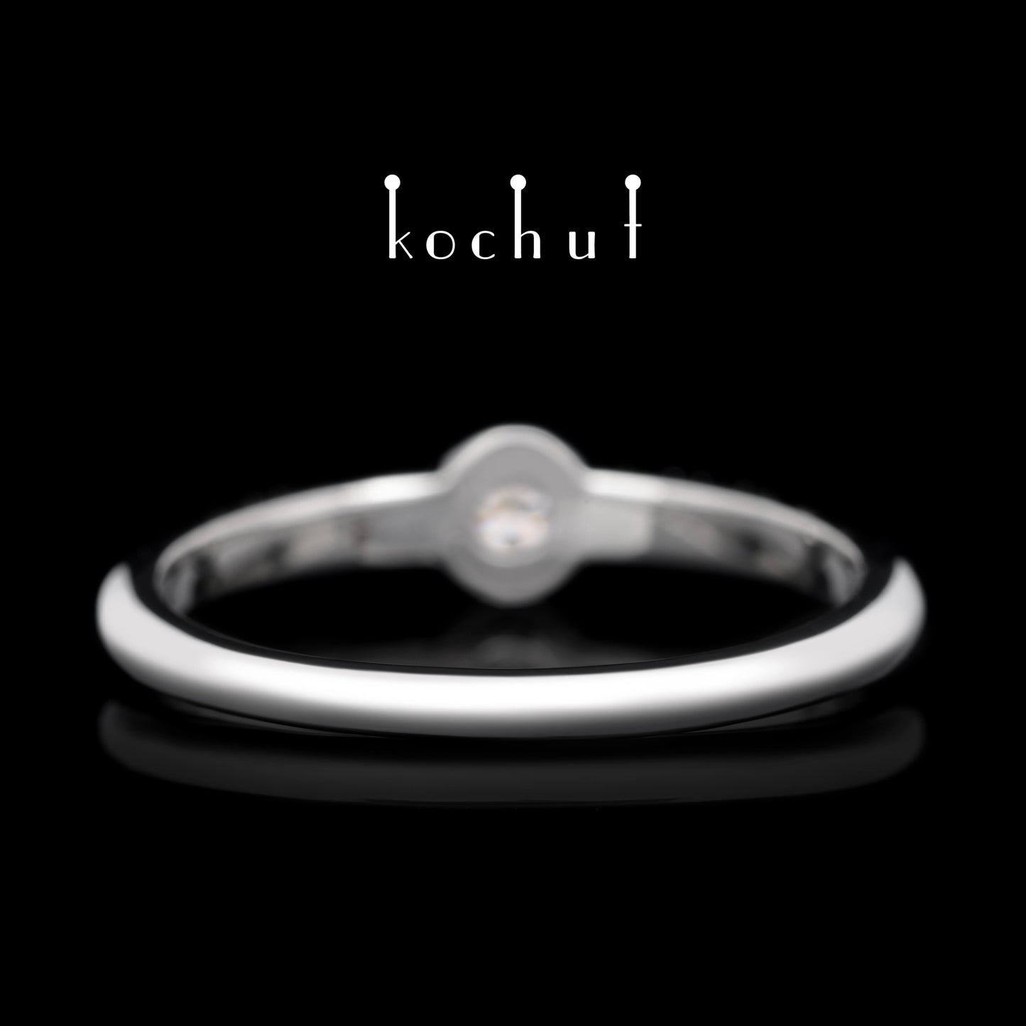 Klassisch — Platinring mit Diamanten