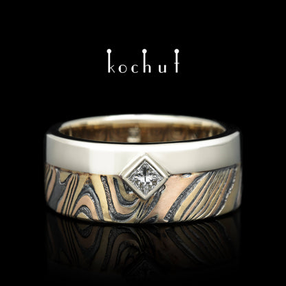 Kado — Ehering aus Weiß-, Gelb- und Rotgold, graviertes und oxidiertes Silber mit Diamant