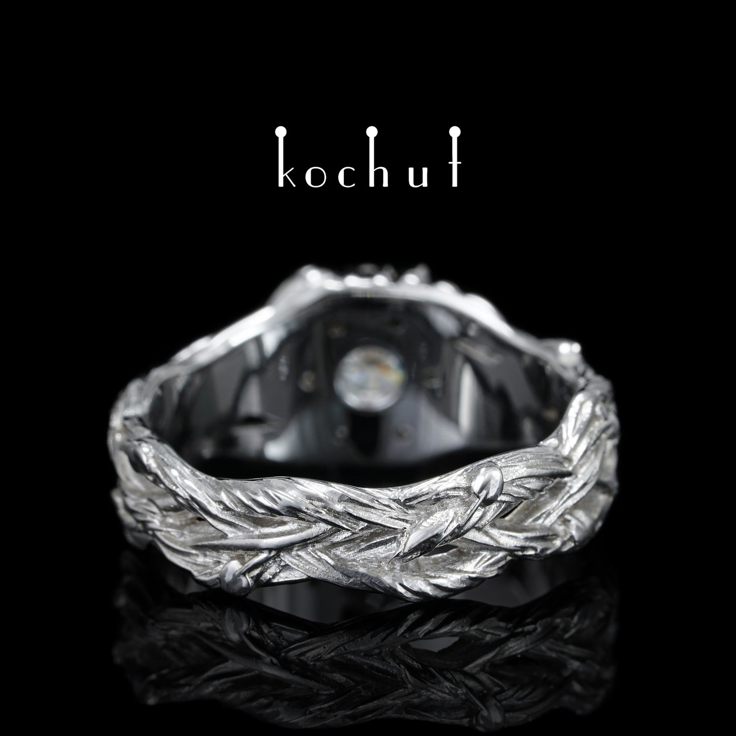 Magie der Inspiration — Ring aus Weißgold mit Diamanten, beschichtet mit weißem Rhodium