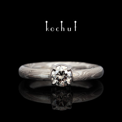 Haiku — Mokume-Ring aus Palladium-Gold und graviertem Silber mit Diamant