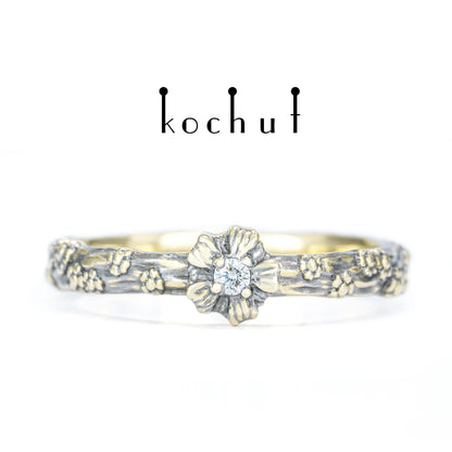 Vergissmeinnicht — Ring aus Gelbgold mit Diamant, beschichtet mit schwarzem Rhodium