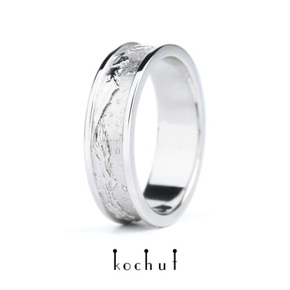 Höhepunkte der Liebe: Sonne und Mond — Ehering aus Weißgold, überzogen mit weißem Rhodium