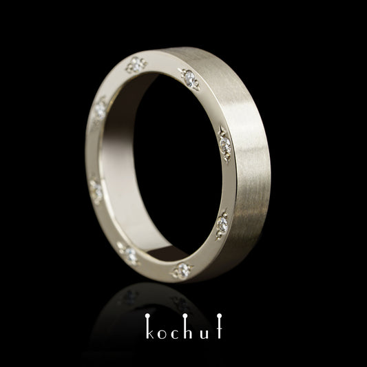 Aristocrats — flach geformter Ehering aus Weißgold mit Diamanten