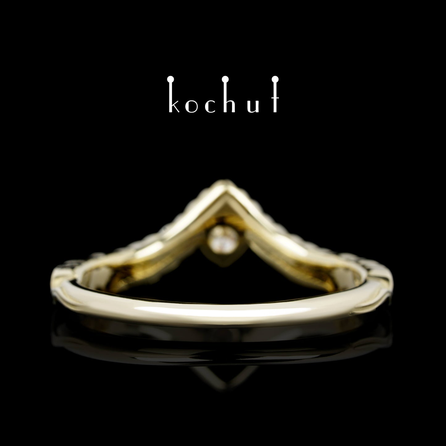 August-Schatz — Ring aus Gelbgold mit Diamant