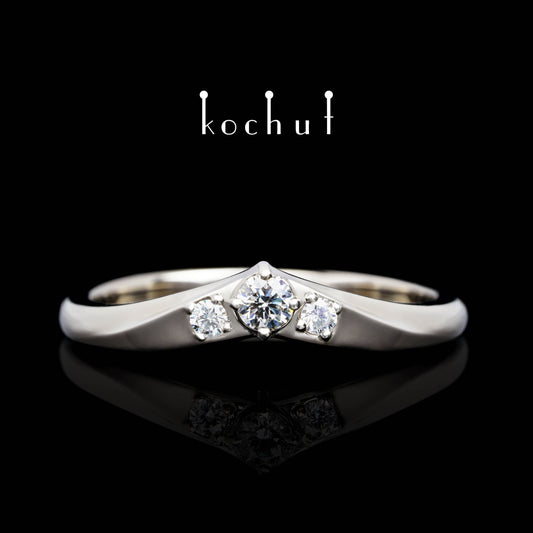 Meine Dame — Ring aus Palladium-Gold mit Diamanten