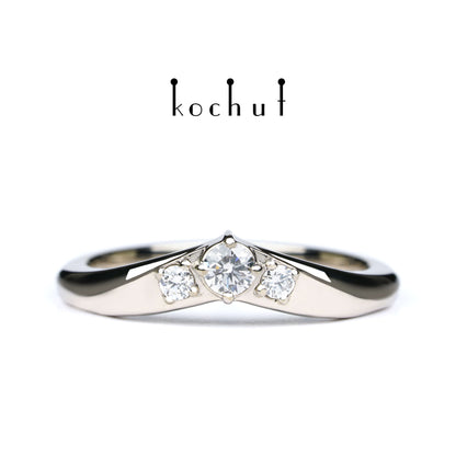 Meine Dame — Ring aus Palladium-Gold mit Diamanten