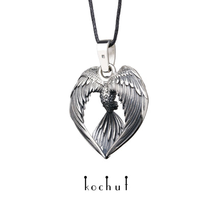 Phoenix — Anhänger aus oxidiertem Silber mit Saphir