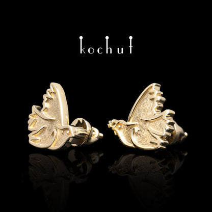 Kostenlos — Ohrringe aus Gelbgold