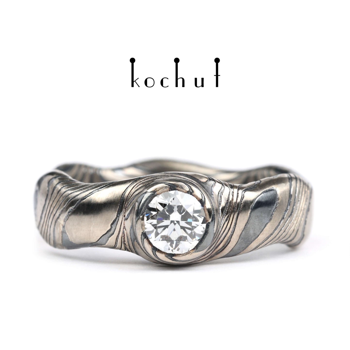 Polarlichter — Mokume-Ring aus Palladium-Gold und graviertem, oxidiertem Silber mit Diamant